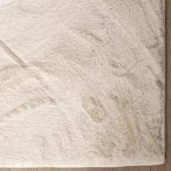 Flauschiger Läufer - Cozy Creme
