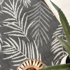 In-& Outdoor Teppich - Malta Leaves Schwarz