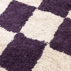 Retro Teppich - Gambit Violett Weiß