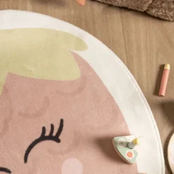 Waschbarer Kinderteppich - Berry Erdbeere Rosa
